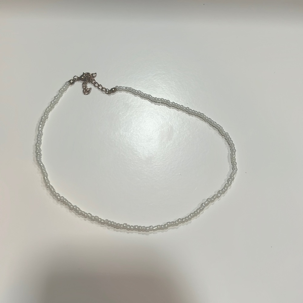Shiny White bead Choker